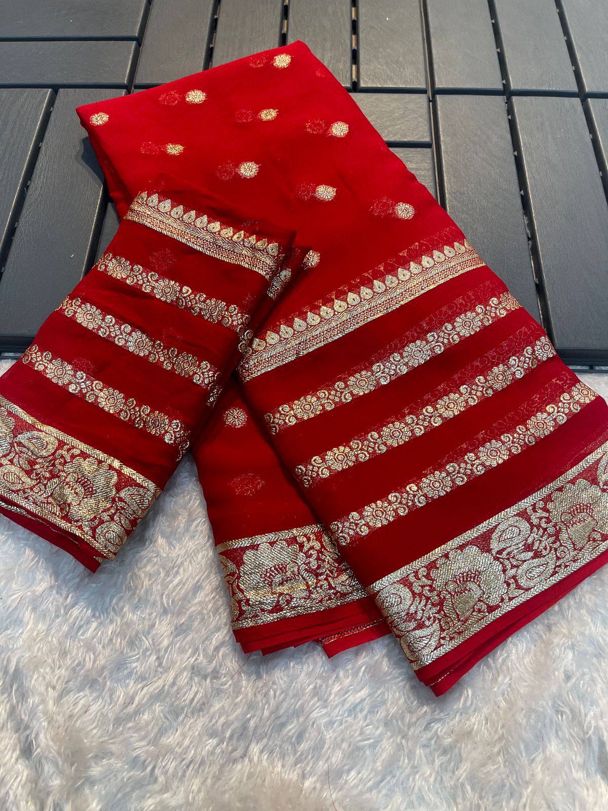 Premium Bright Red Colored Viscose Georgette Saree with Running Blouse