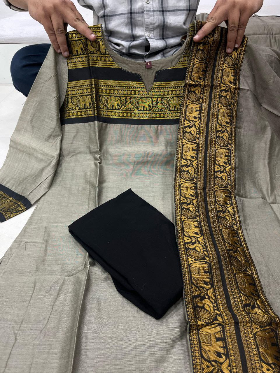 Beautiful Grey Colored South Cotton  Kurti-Leggings With Dupatta set