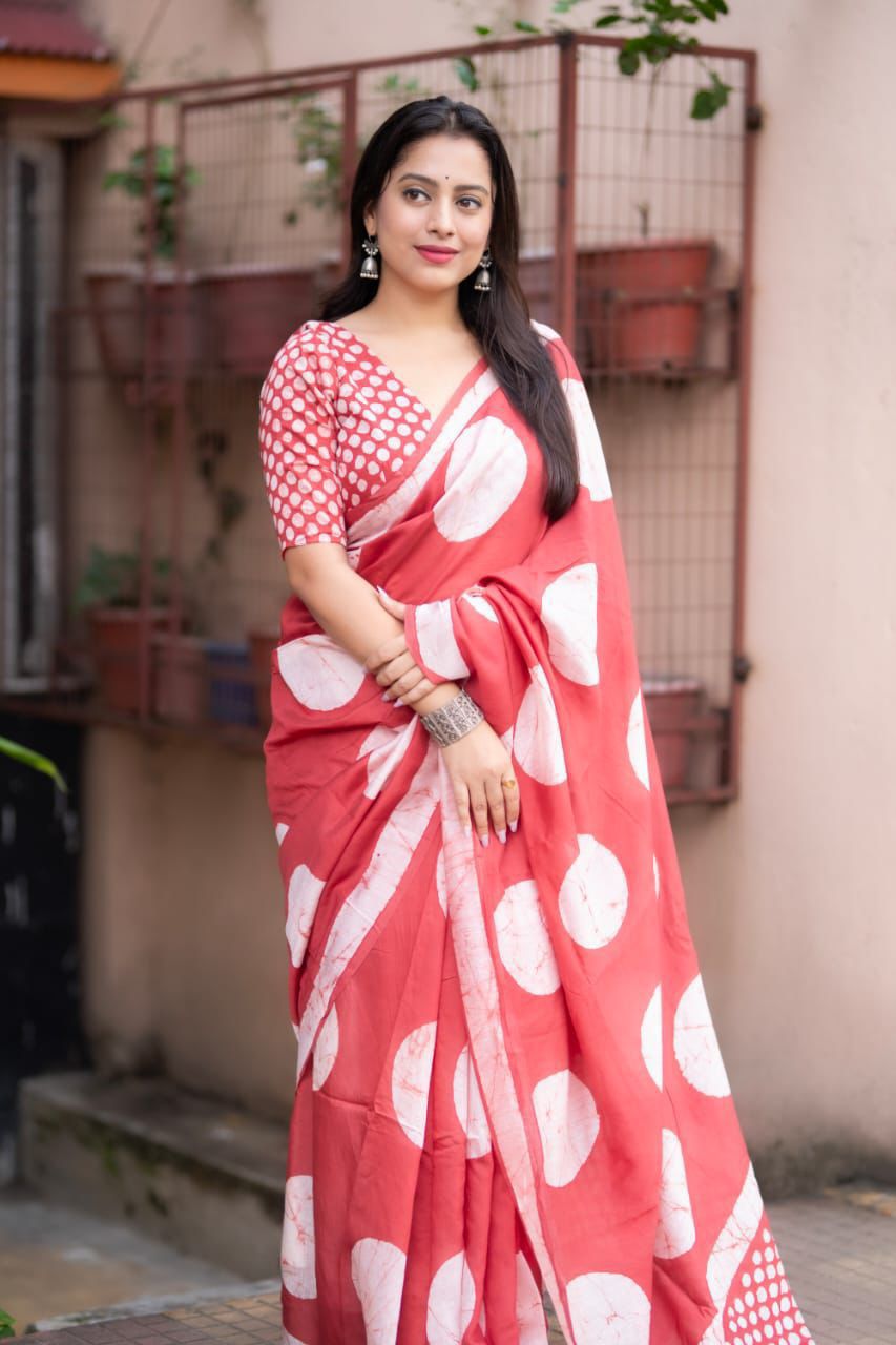 Magic Pink Colored Cotton Pure Chanderi Batik Polka Saree with Tassel Pallu – Handcrafted Premium Cotton Saree