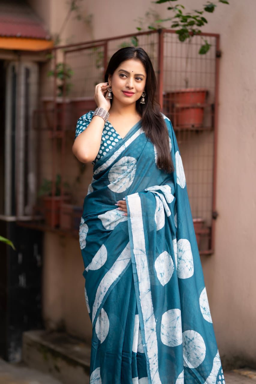 Magic Rama Colored Cotton Pure Chanderi Batik Polka Saree with Tassel Pallu – Handcrafted Premium Cotton Saree
